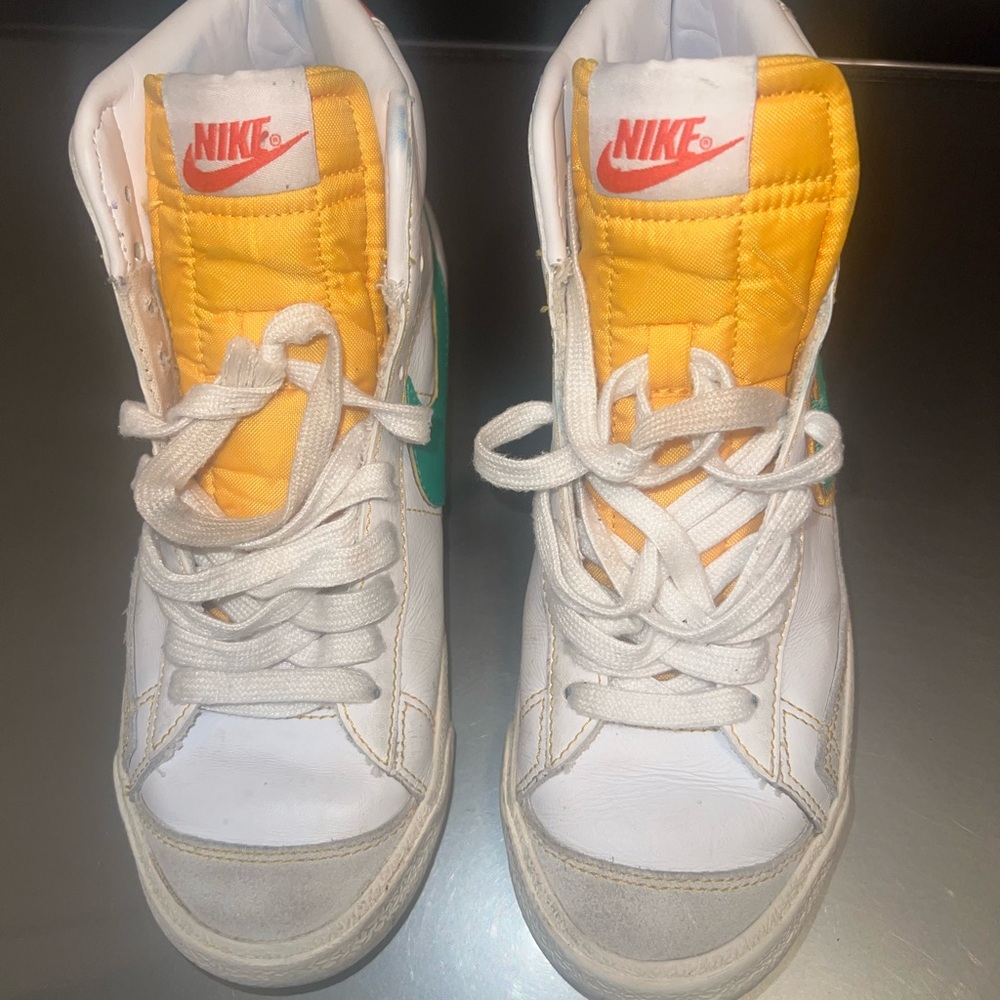 Nike Kids High-Top Sneakers - White, Yellow, and Green